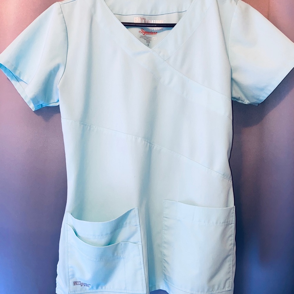 Grey’s Anatomy scrub top